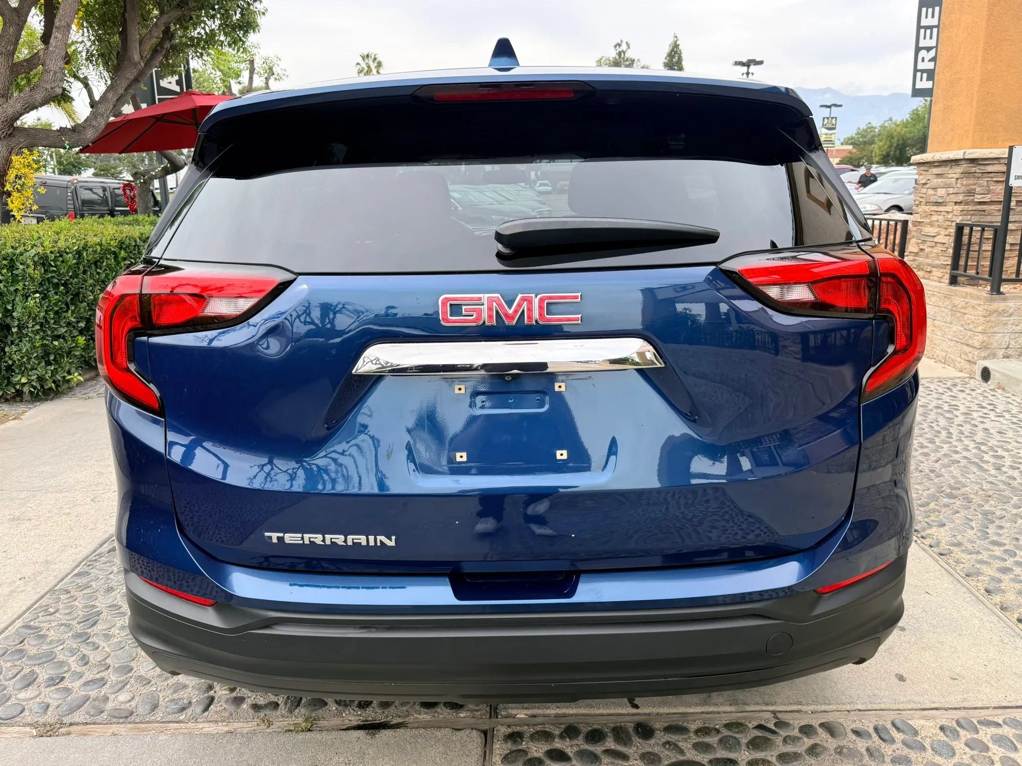 Used 2019 GMC Terrain SLE FWD image 6