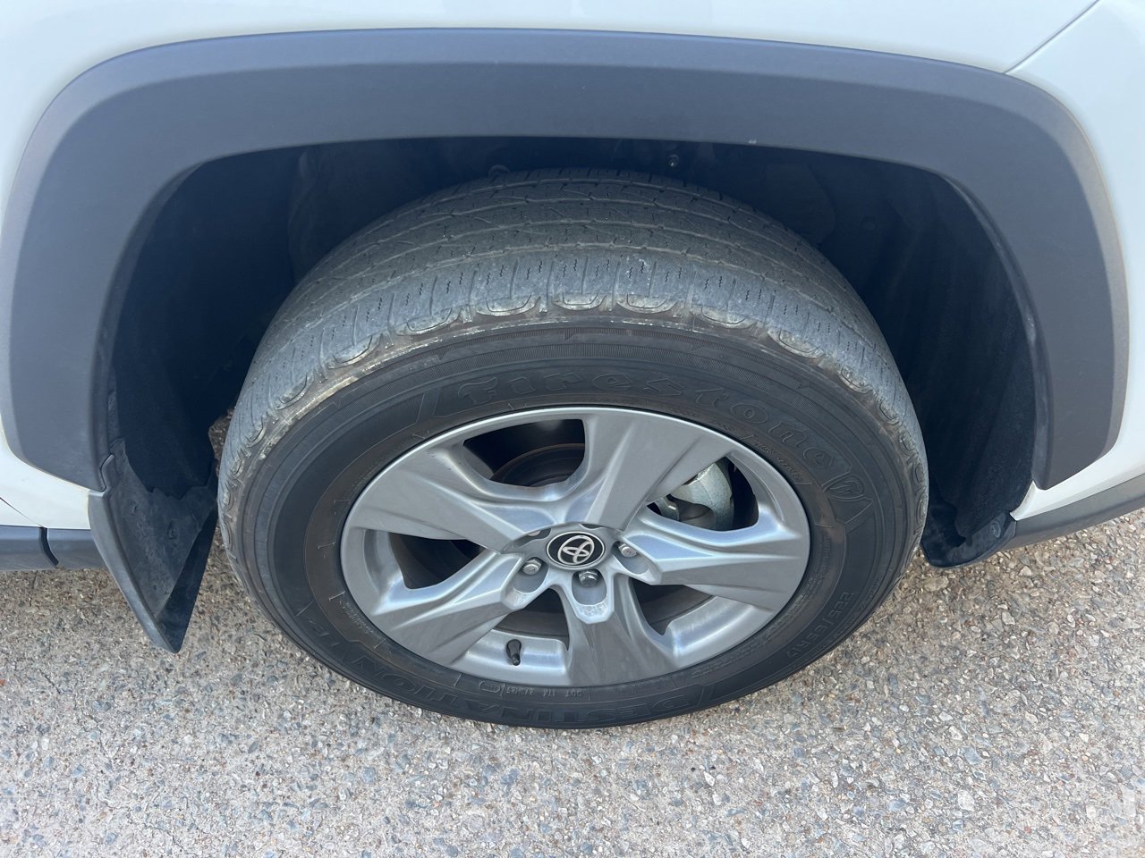 Used 2025 Toyota RAV4 XLE image 15