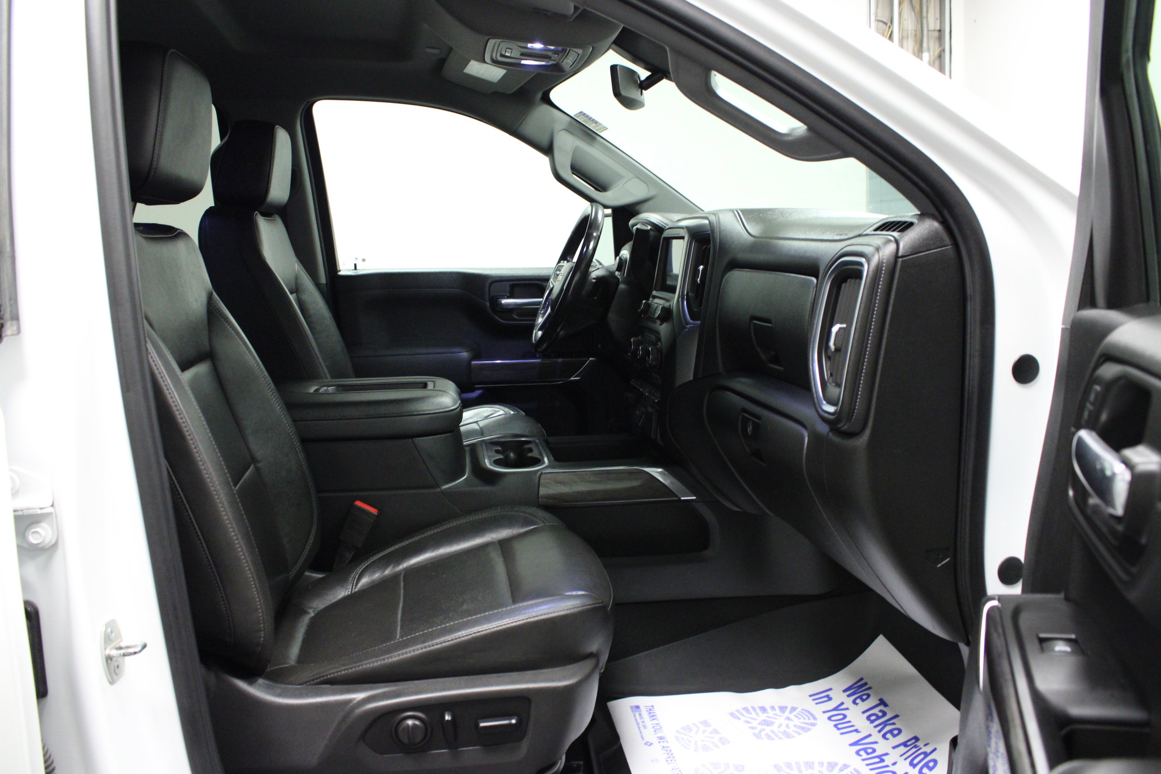 Used 2020 Chevrolet Silverado 1500 LTZ w/ LTZ Convenience Package image 16