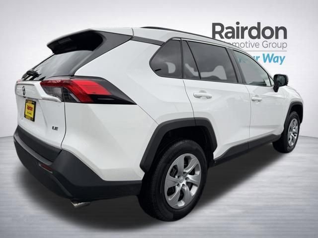 Used 2020 Toyota RAV4 LE FWD image 7