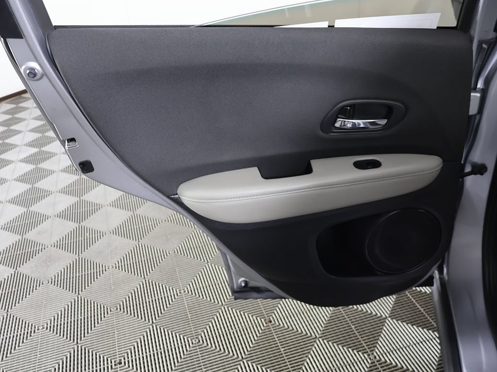 Used 2022 Honda HR-V LX image 19