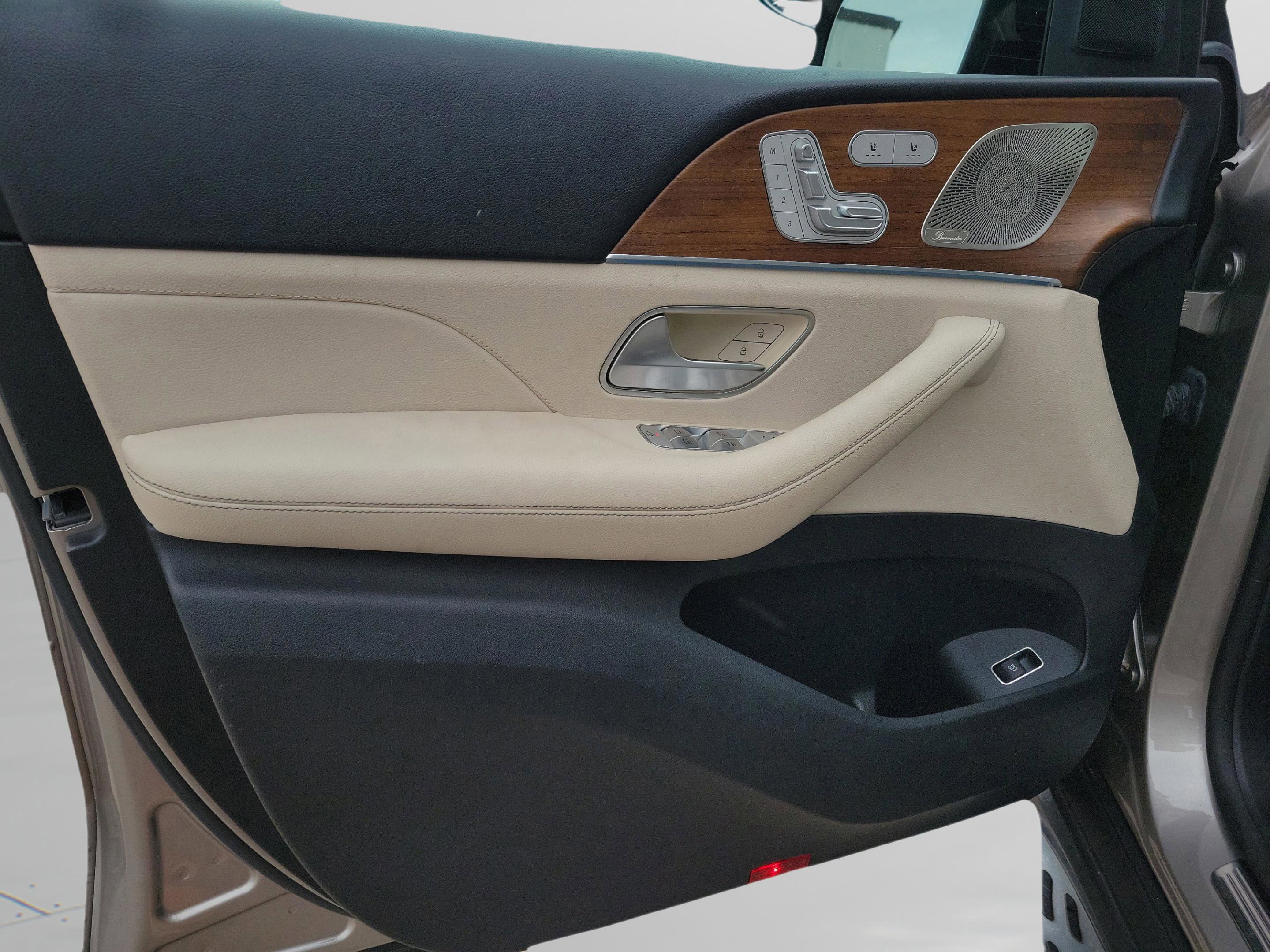 Used 2022 Mercedes-Benz GLE 350 4MATIC image 31