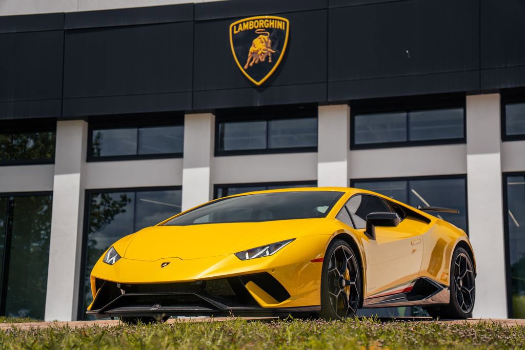 Used 2018 Lamborghini Huracan Performante