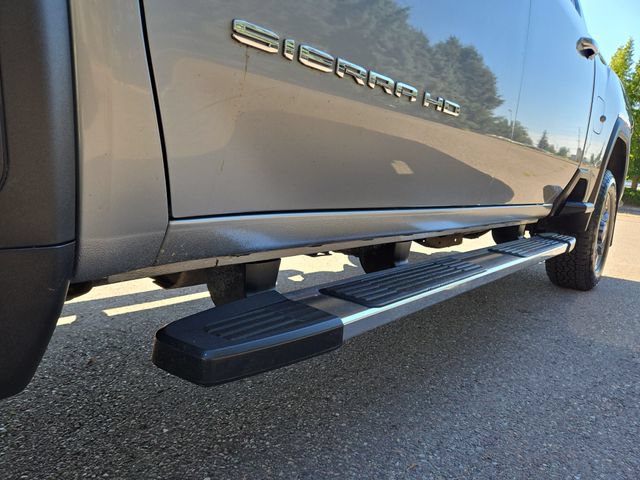 Used 2025 GMC Sierra 3500 SLT w/ SLT Premium Package AWD/4WD image 9