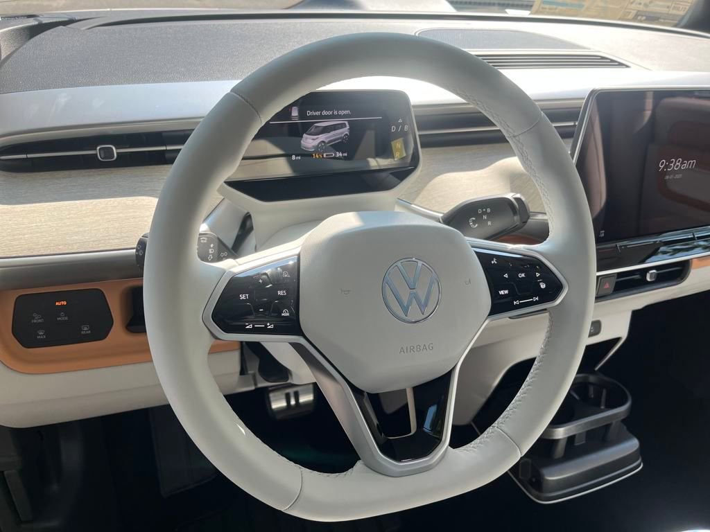 New 2025 Volkswagen ID. Buzz 1st Edition image 9