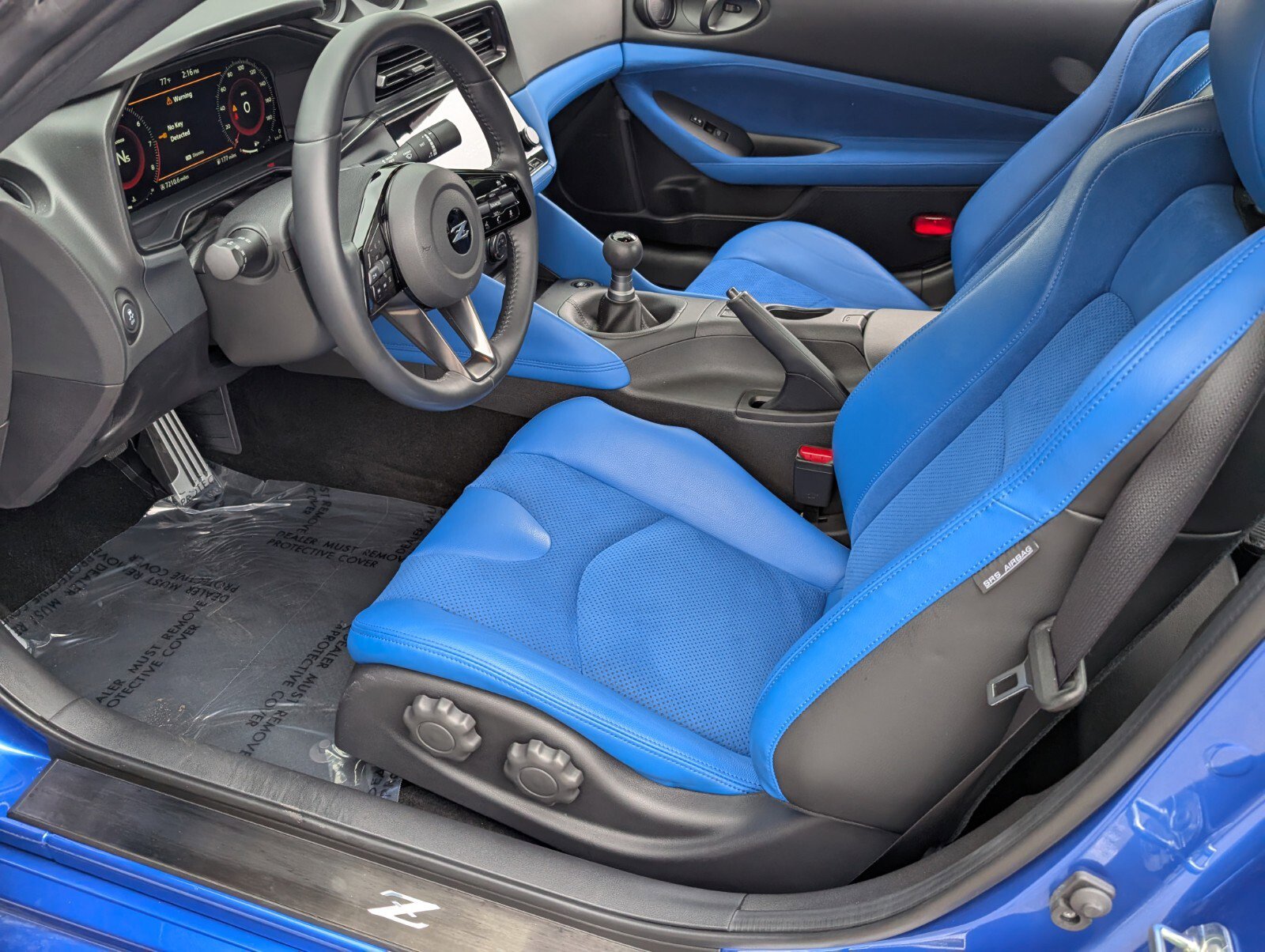 Certified 2025 Nissan Z Performance w/ Floor Mat Package image 16
