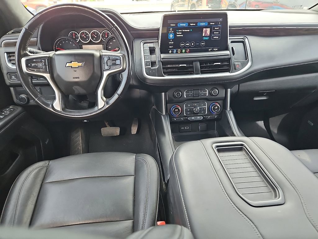 Used 2021 Chevrolet Suburban LT RWD image 12