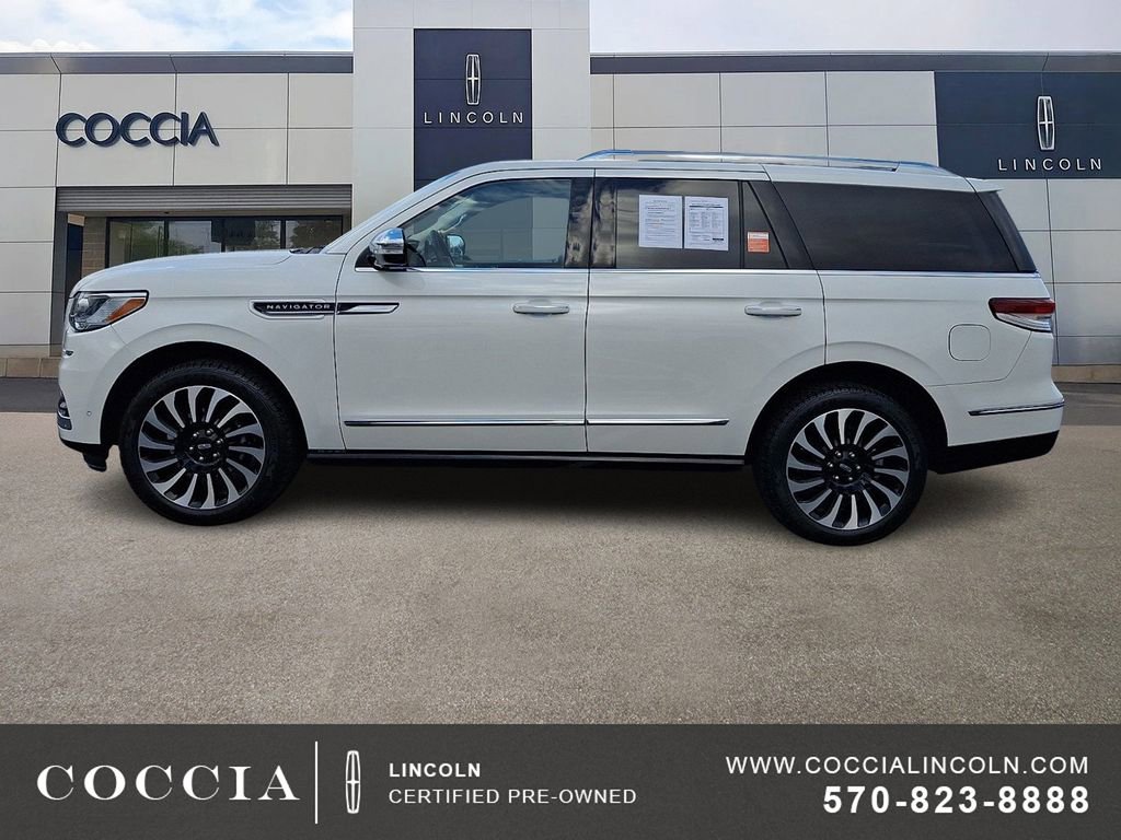 Certified 2024 Lincoln Navigator Black Label AWD/4WD image 7