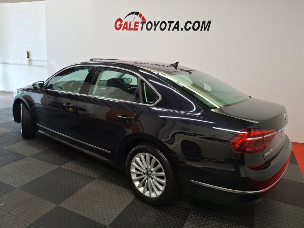 Used 2017 Volkswagen Passat 1.8T SE FWD image 10