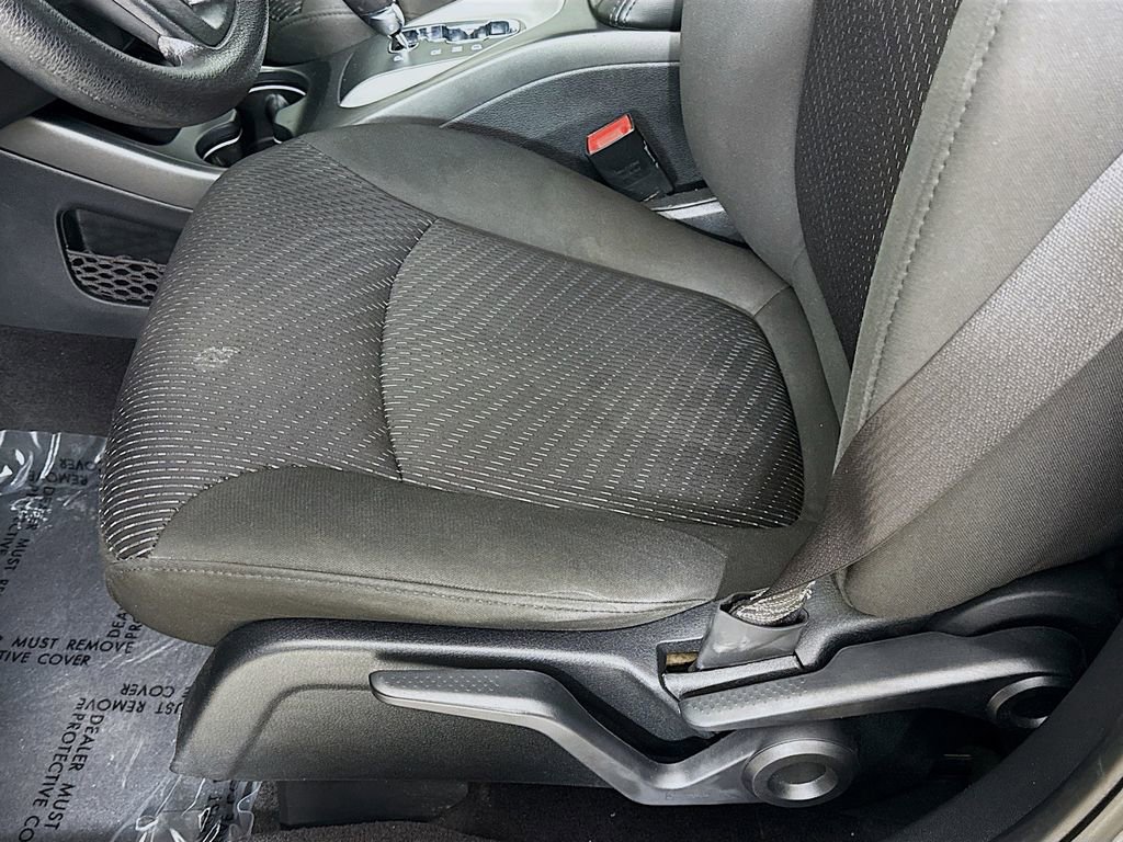 Used 2018 Dodge Journey SE w/ Mopar All Weather Group FWD image 23