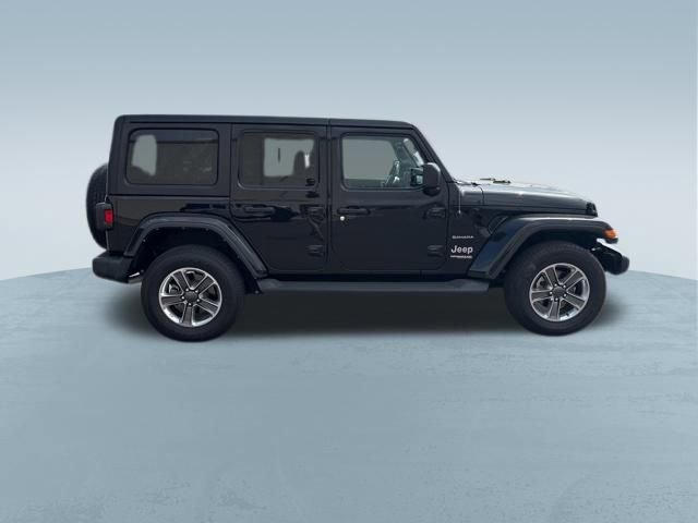 Used 2022 Jeep Wrangler Unlimited Sahara w/ Dual Top Group image 64
