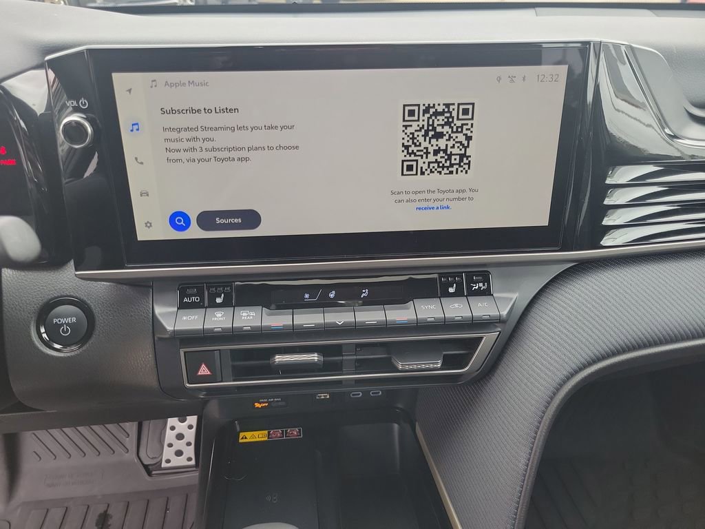 Certified 2025 Toyota Camry SE image 23