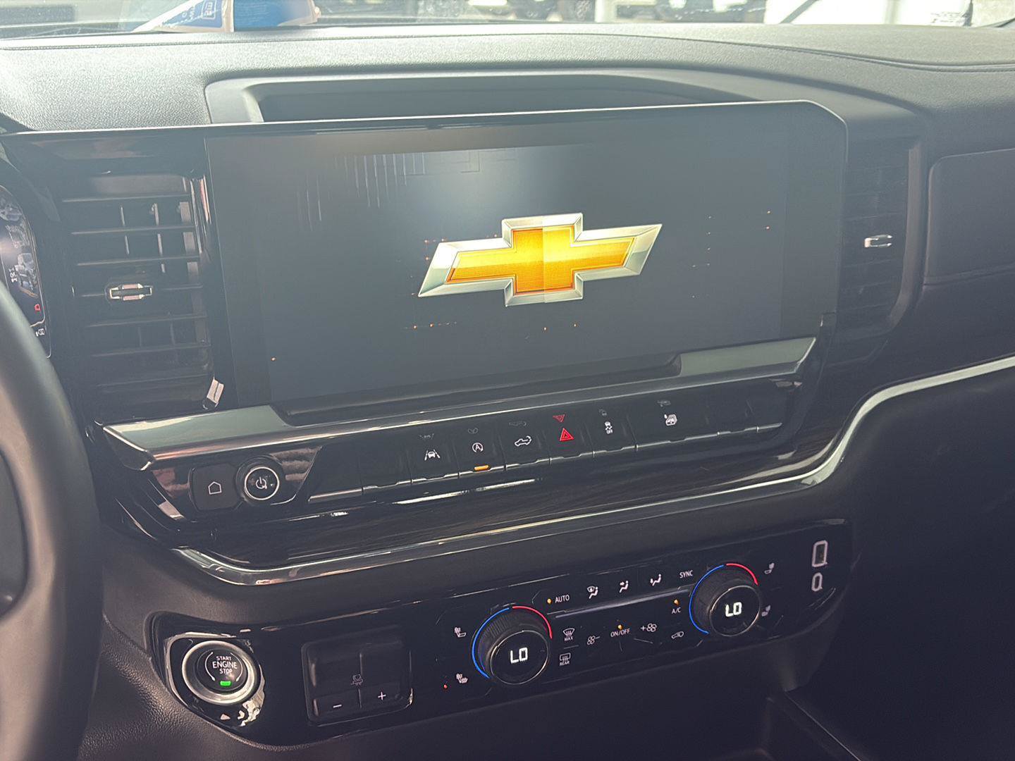 Used 2024 Chevrolet Silverado 1500 RST w/ Convenience Package II AWD/4WD image 12