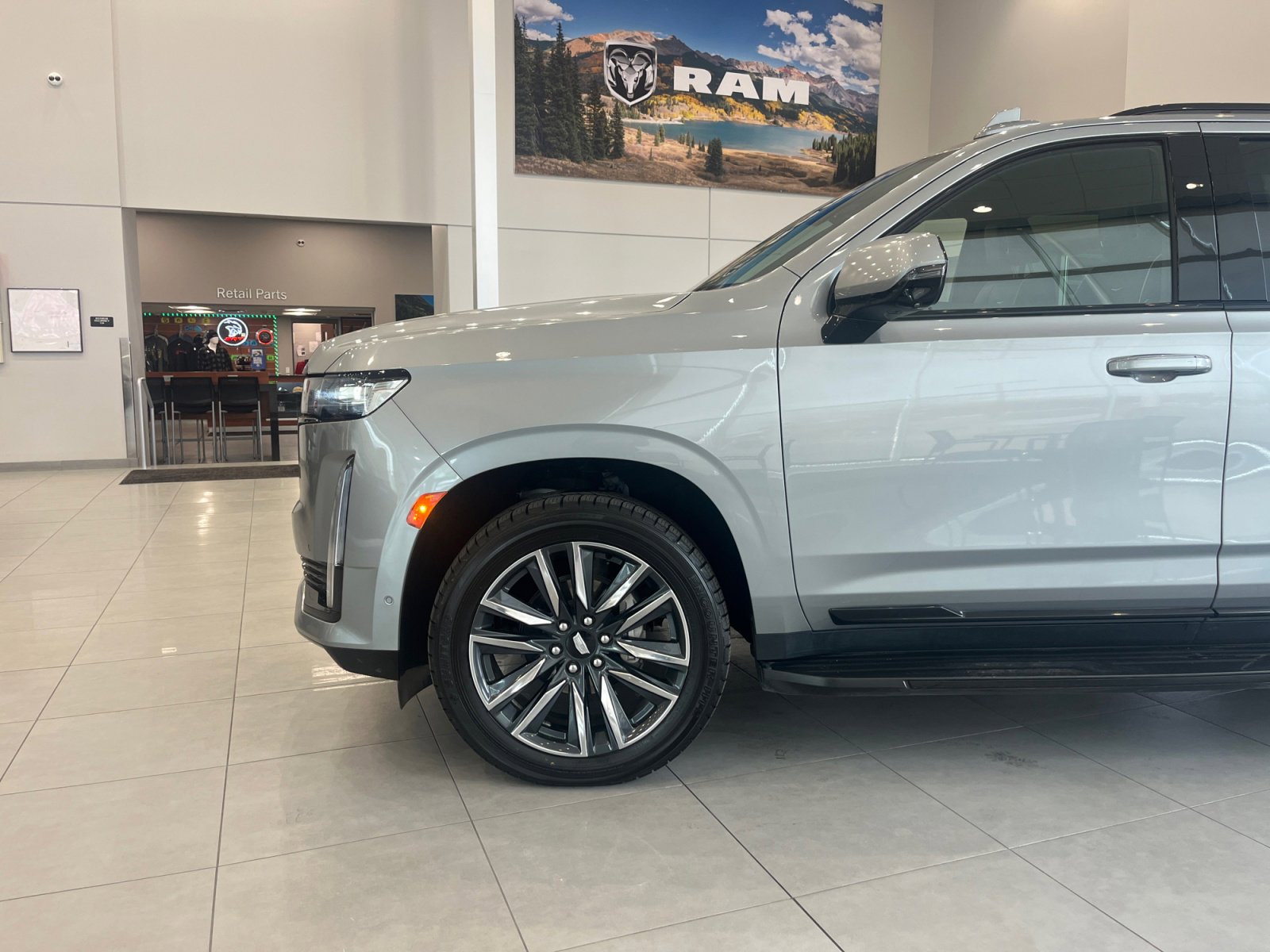 Used 2024 Cadillac Escalade ESV Sport image 9