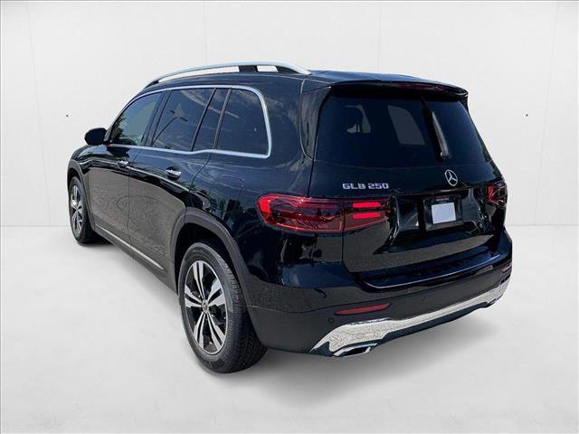 New 2025 Mercedes-Benz GLB 250 image 7