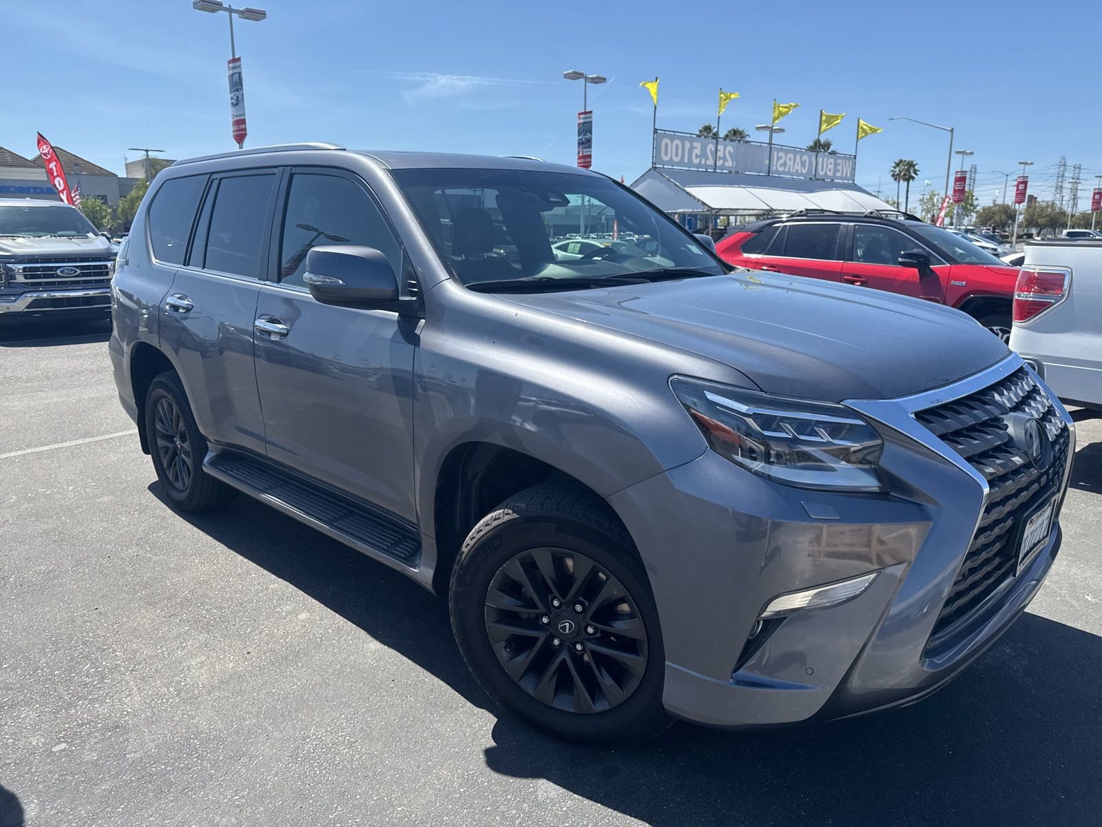 Used 2020 Lexus GX 460 Premium w/ Premium Package image 2
