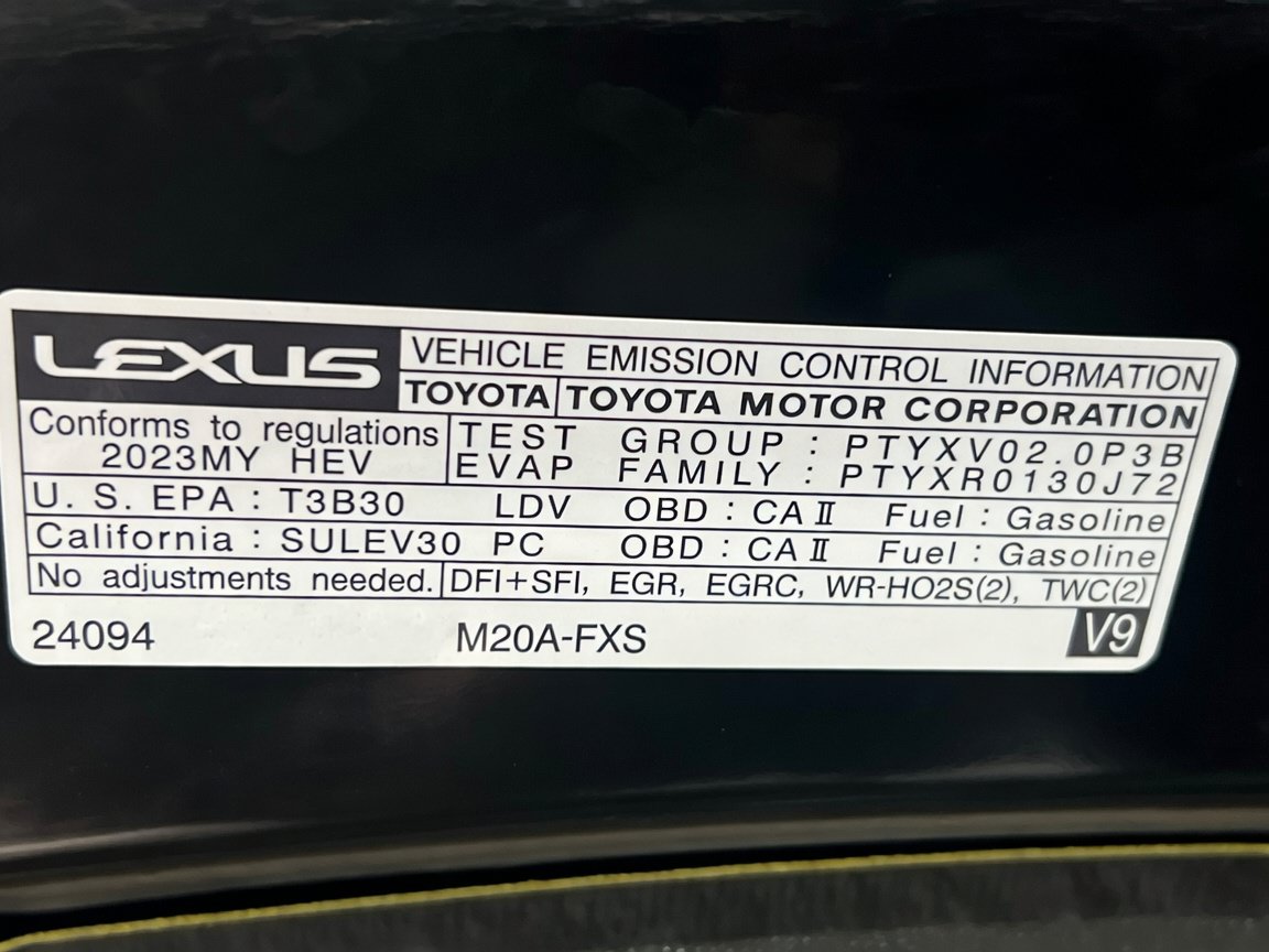 Used 2023 Lexus UX 250h AWD image 21
