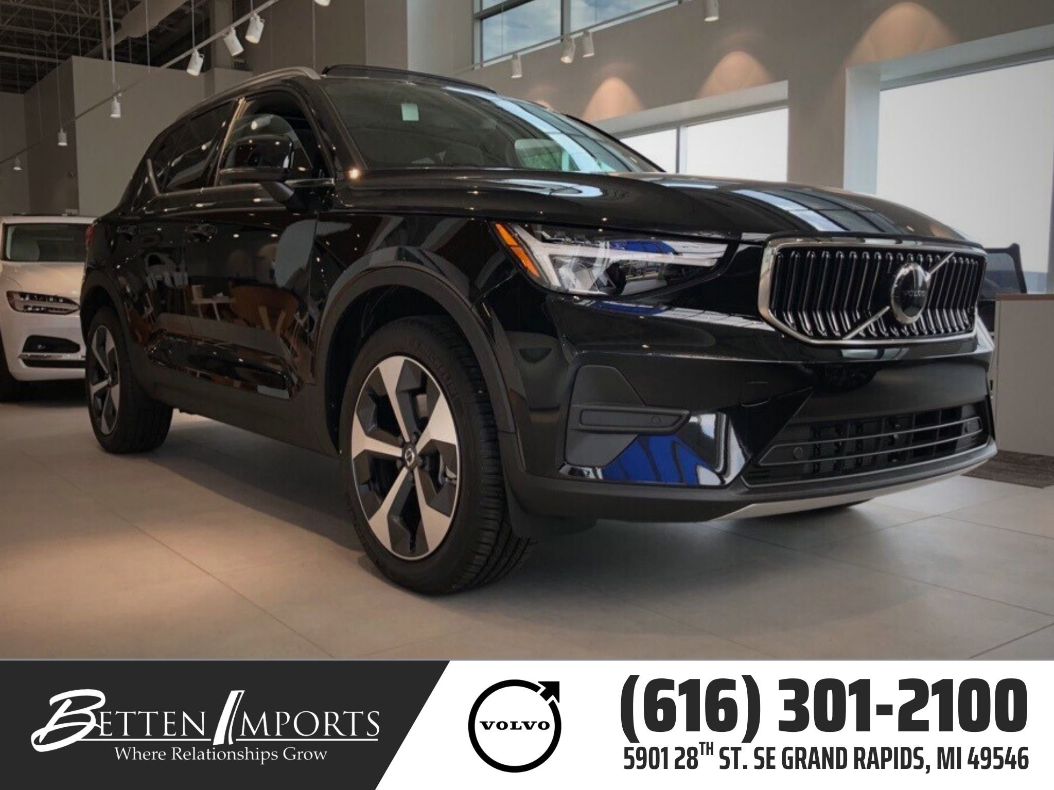 New 2025 Volvo XC40 B5 Core w/ Protection Package Premier