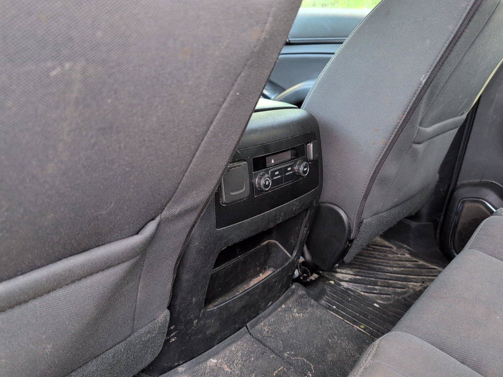 Used 2018 GMC Yukon SLE w/ SLE Value Package RWD image 31
