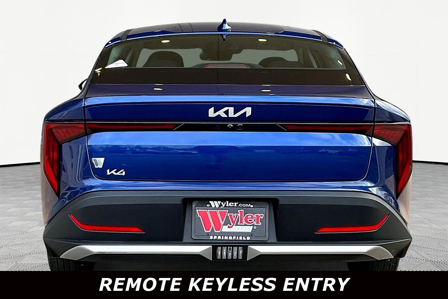 Used 2025 Kia K4 LXS image 5