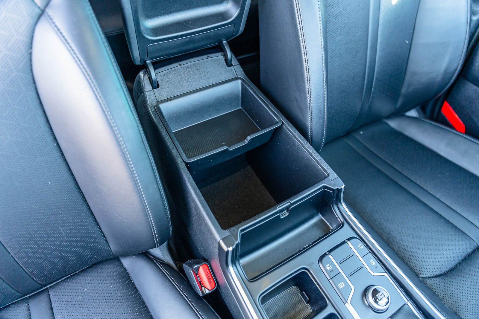 Used 2023 Kia Sorento S w/ Panoramic Sunroof Package image 11