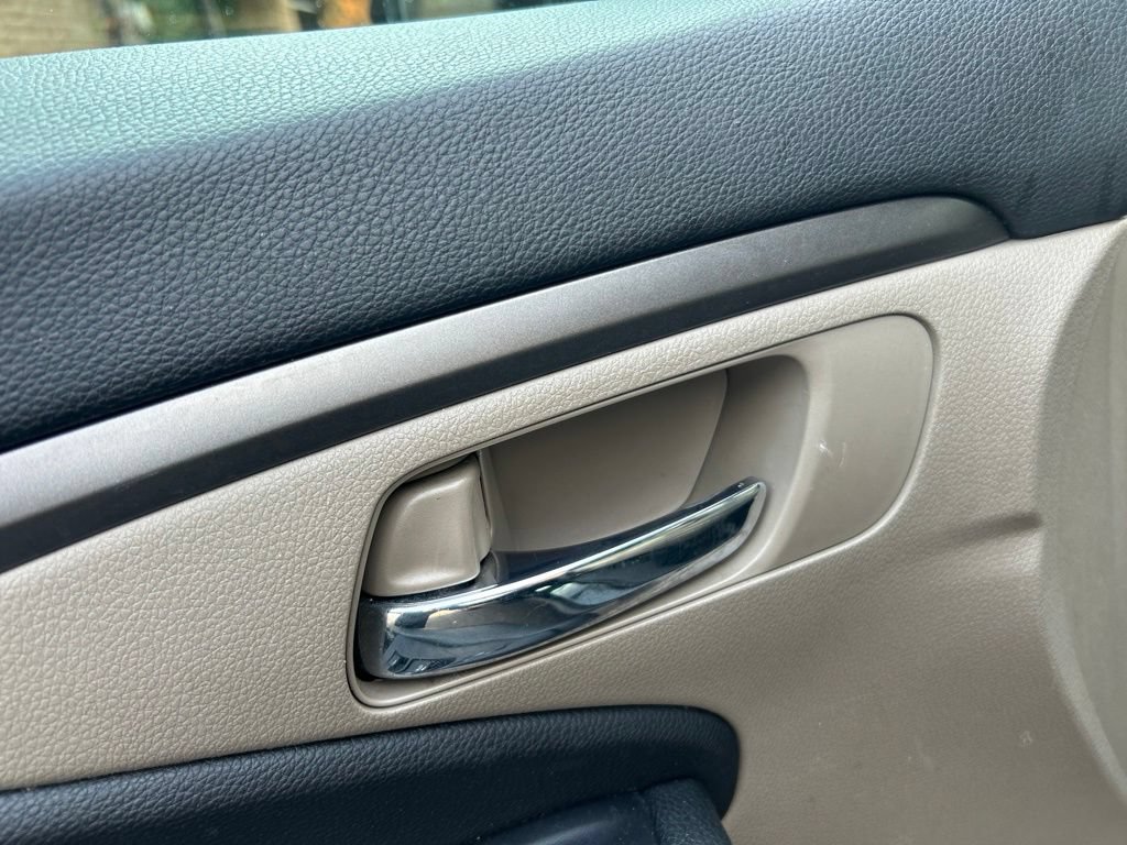 Used 2018 Honda Pilot EX image 9