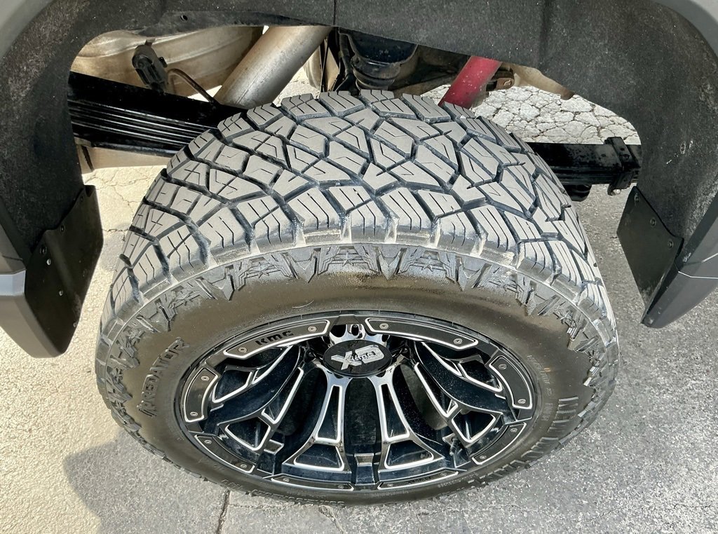 Used 2021 GMC Sierra 2500 SLT image 23