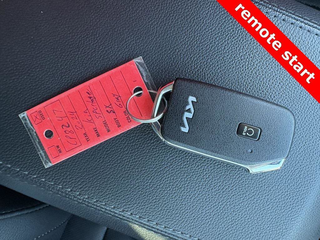 Used 2024 Kia Sportage SX image 28