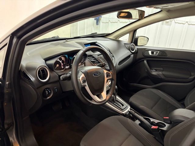 Used 2015 Ford Fiesta SE w/ Comfort Package FWD image 28
