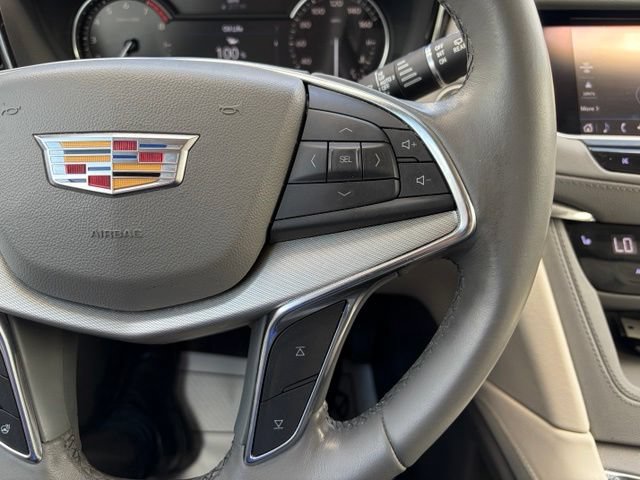 Used 2020 Cadillac XT5 Premium Luxury w/ LPO, Floor Liner Package AWD/4WD image 21