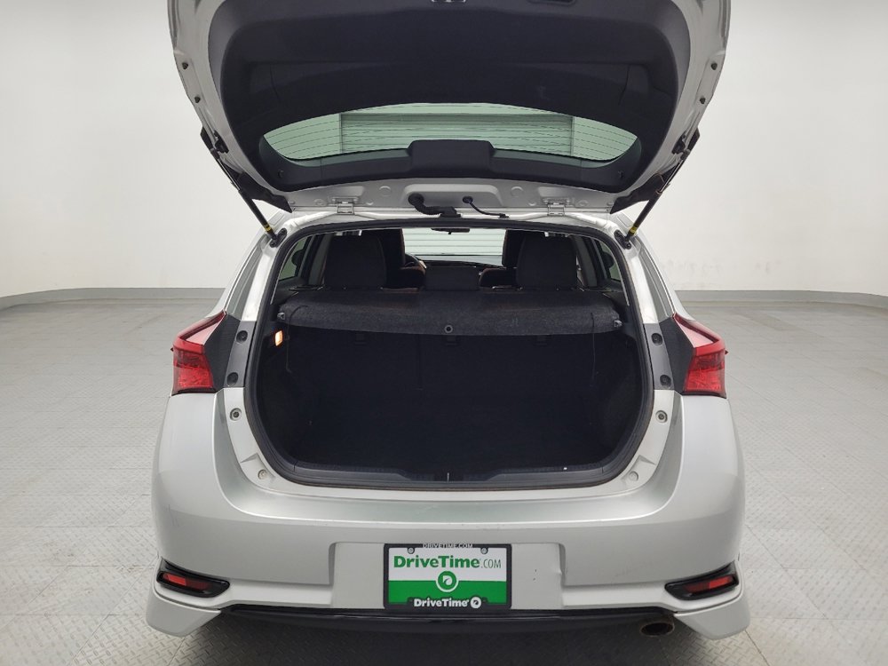 Used 2017 Toyota Corolla iM image 29