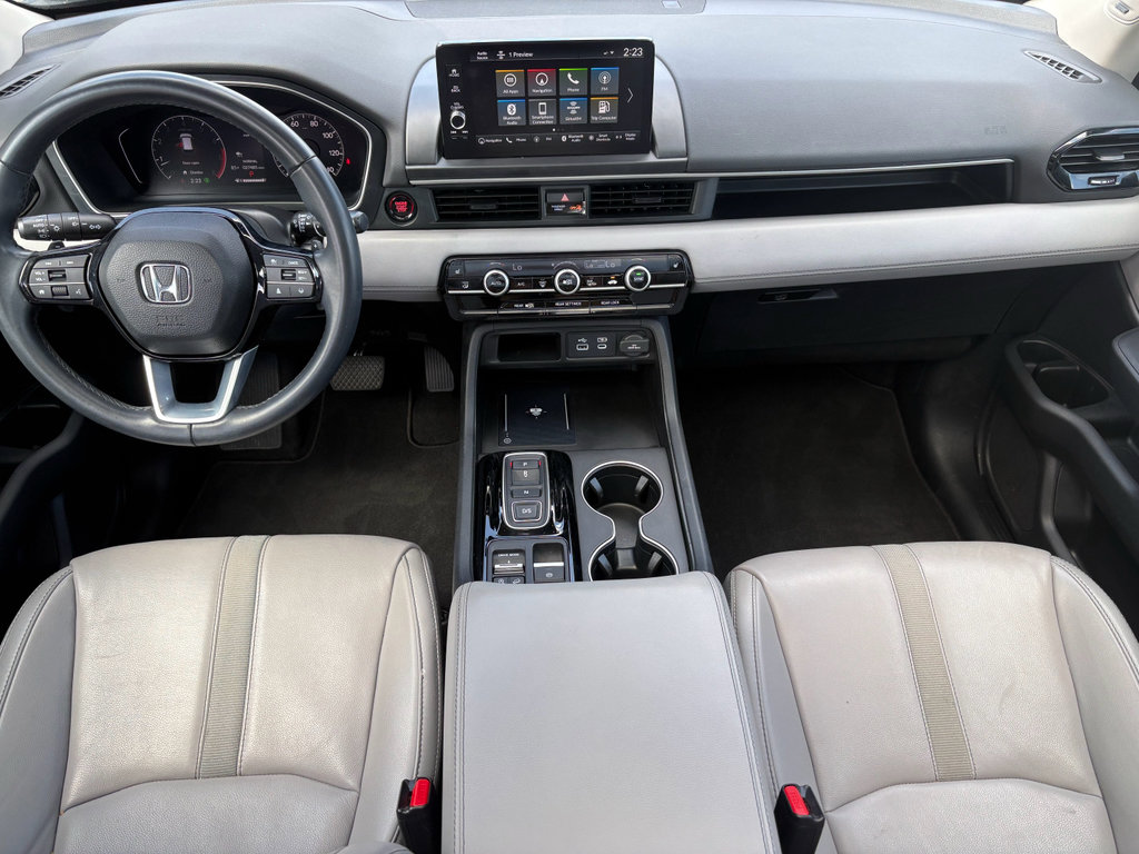 Certified 2024 Honda Pilot Touring image 2