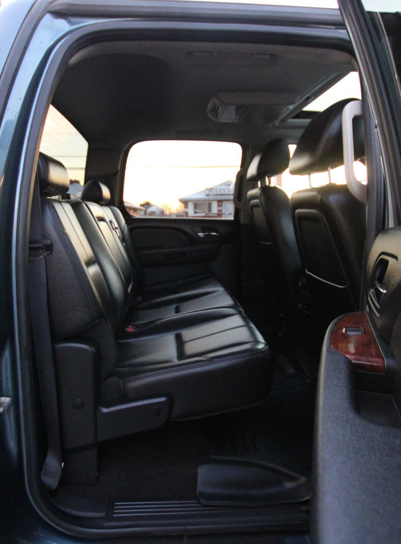 Used 2011 Chevrolet Silverado 2500 LTZ image 12