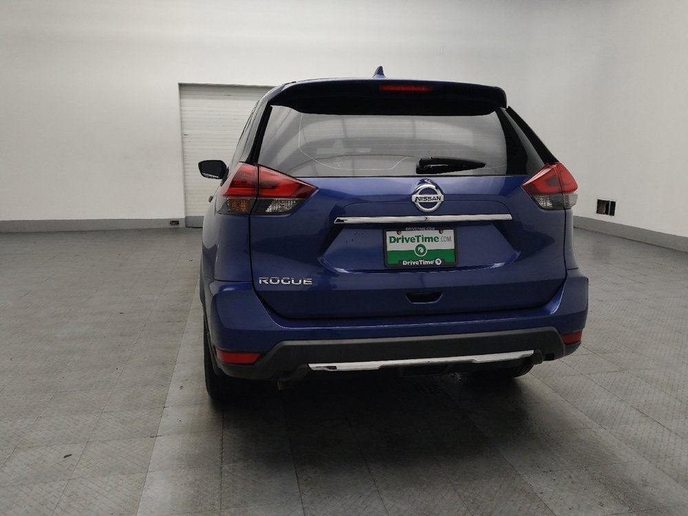 Used 2019 Nissan Rogue S image 6