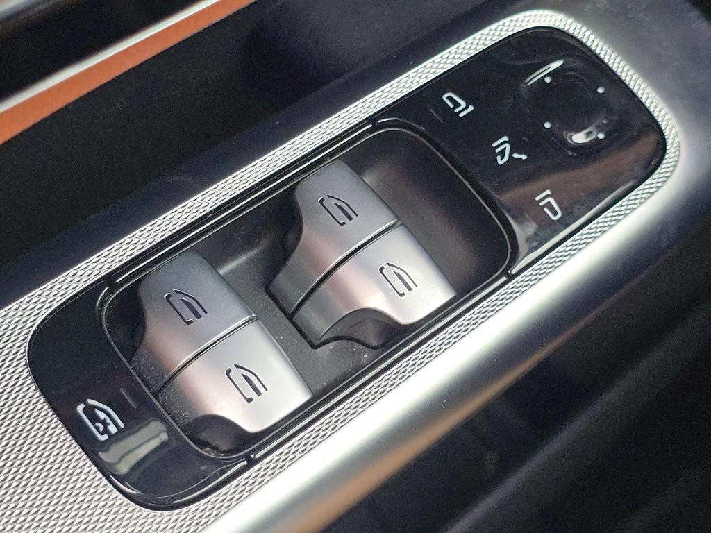 Certified 2026 Mercedes-Benz GLC 300 4MATIC image 30