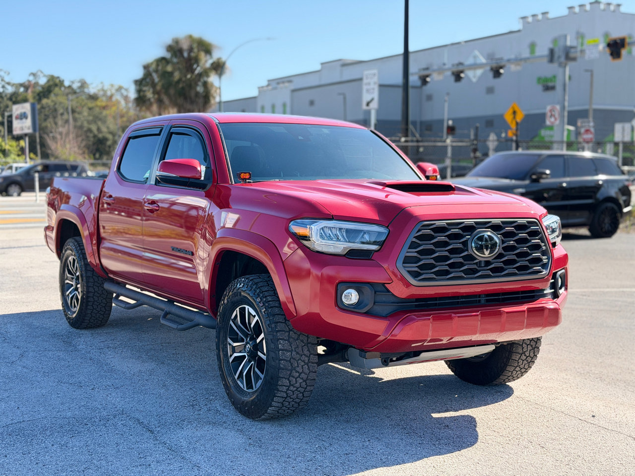 Used 2022 Toyota Tacoma TRD Sport w/ TRD Premium Sport Package image 7