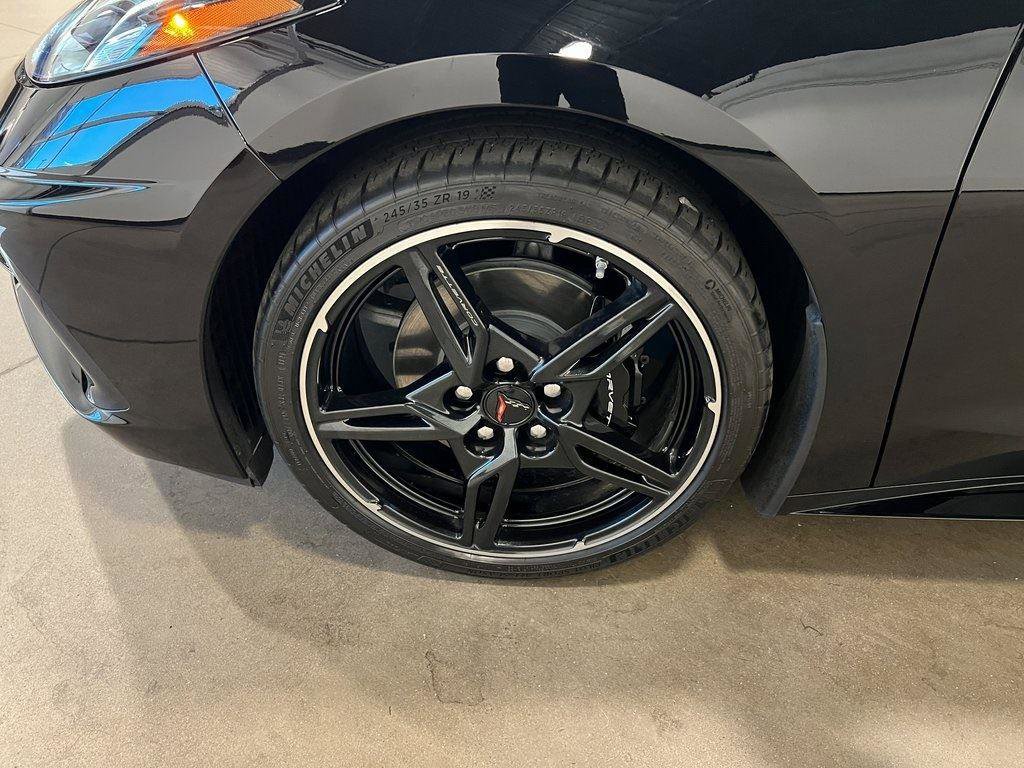 Used 2025 Chevrolet Corvette Stingray Coupe w/ 1LT image 13