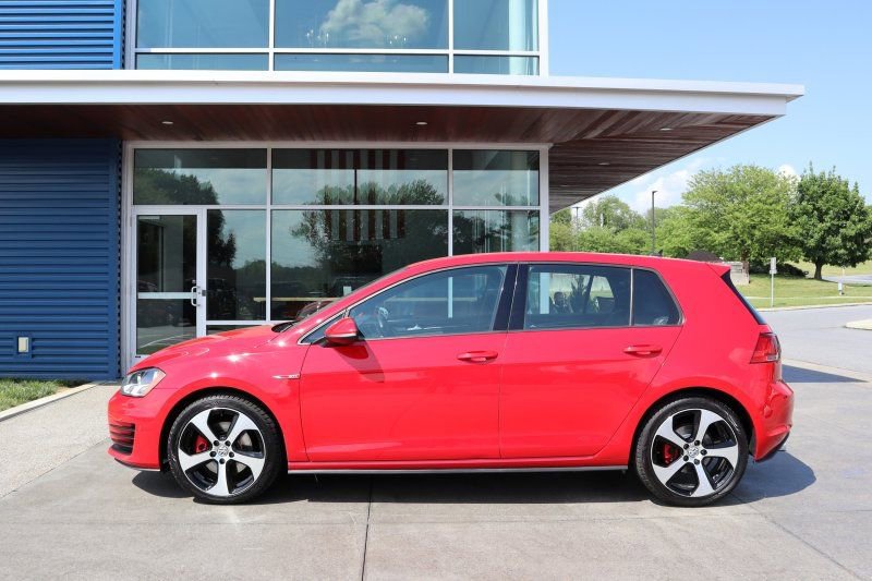 Used 2017 Volkswagen GTI S FWD image 6