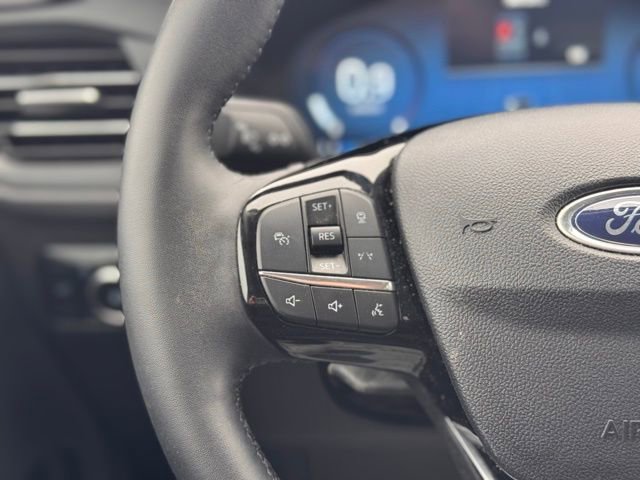 Used 2025 Ford Escape Platinum AWD/4WD image 10