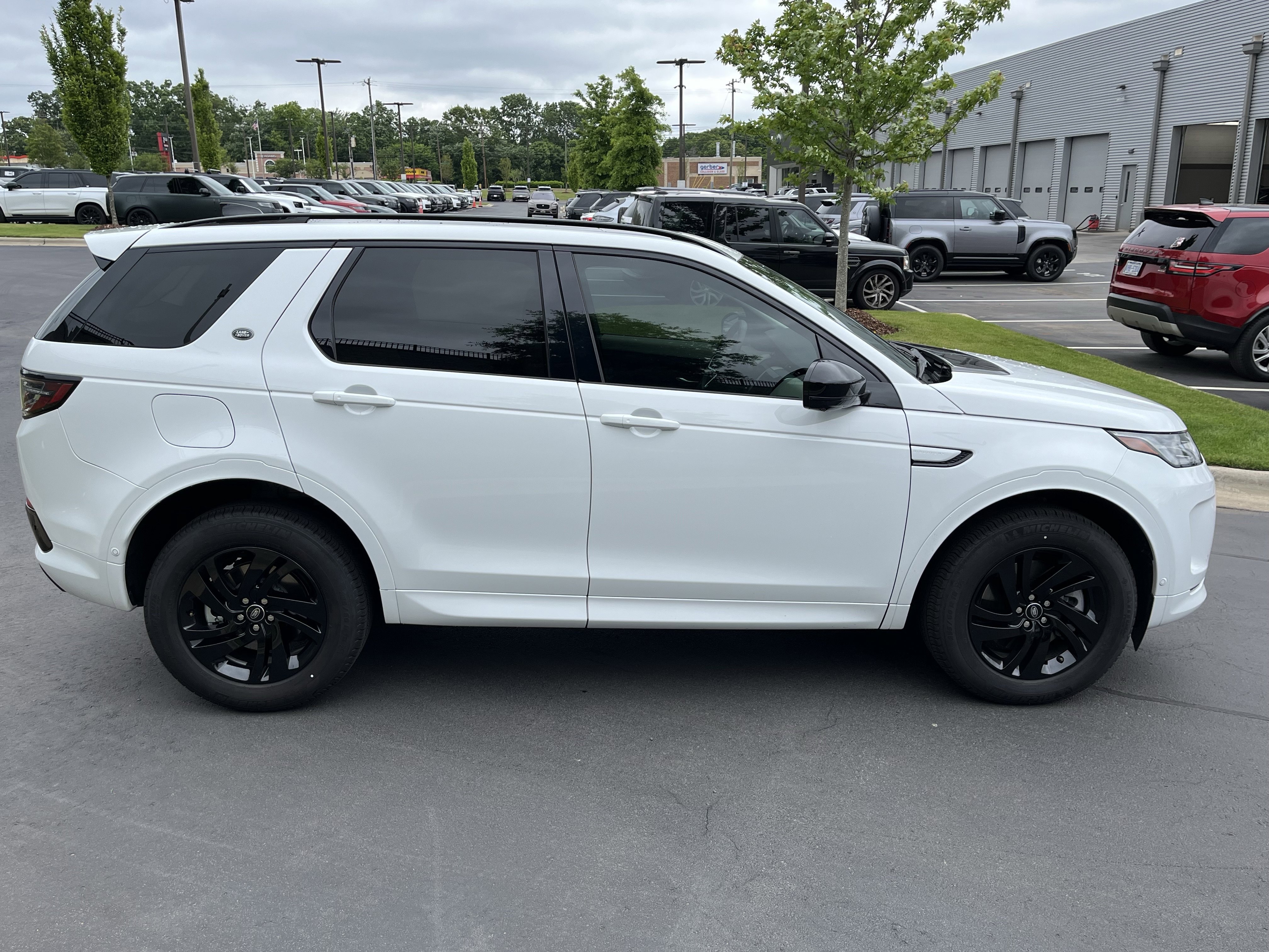 Used 2025 Land Rover Discovery Sport S AWD/4WD image 8