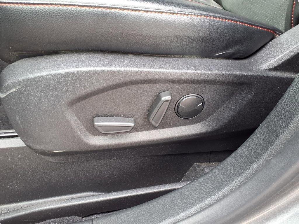 Used 2022 Ford Edge ST-Line AWD/4WD image 30