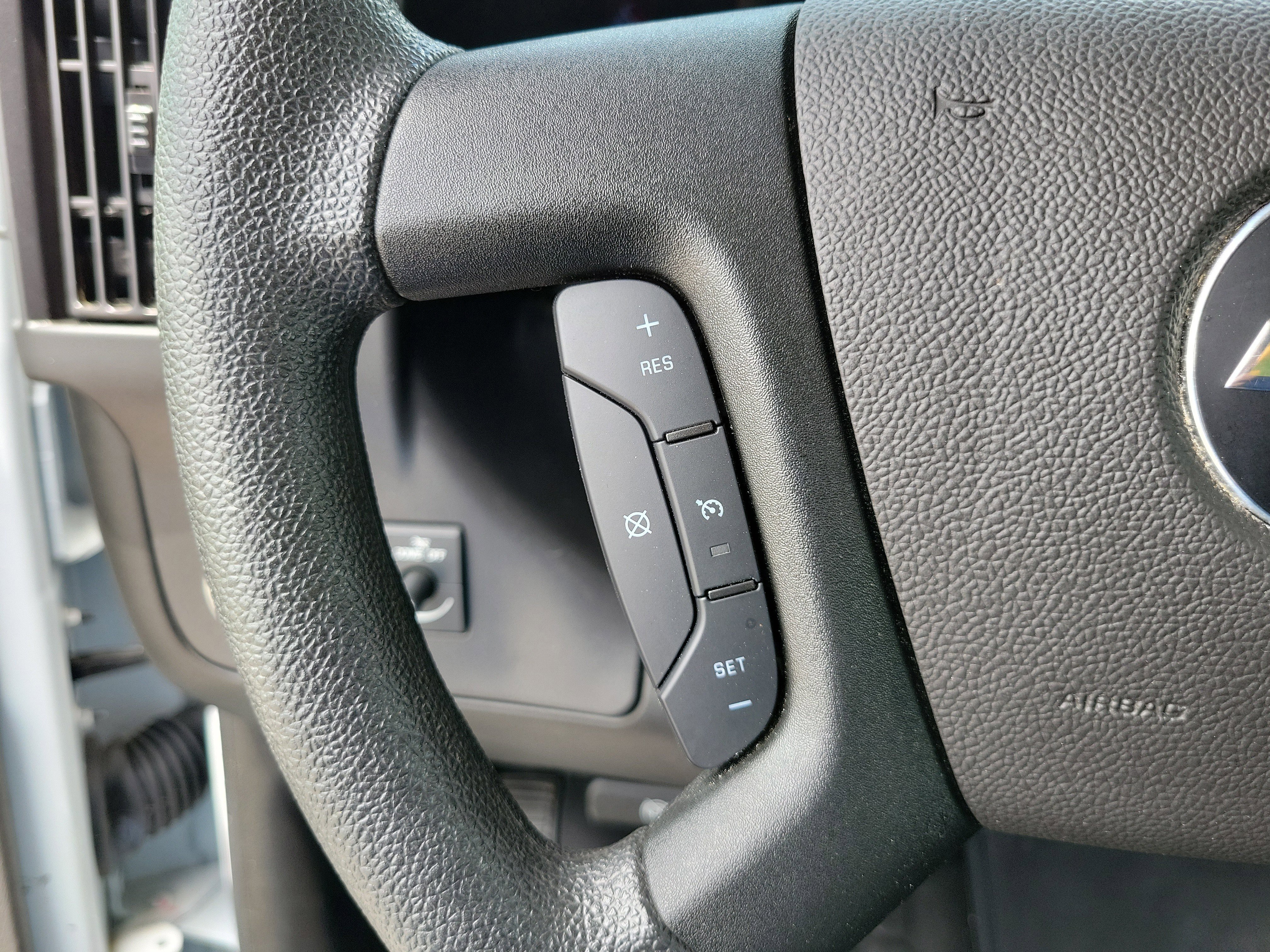 Used 2024 Chevrolet Express 2500 w/ Driver Convenience Package RWD image 20