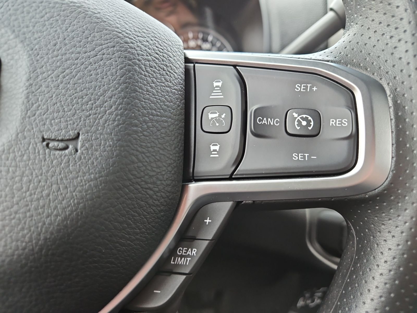 New 2026 RAM 2500 Tradesman AWD/4WD image 25
