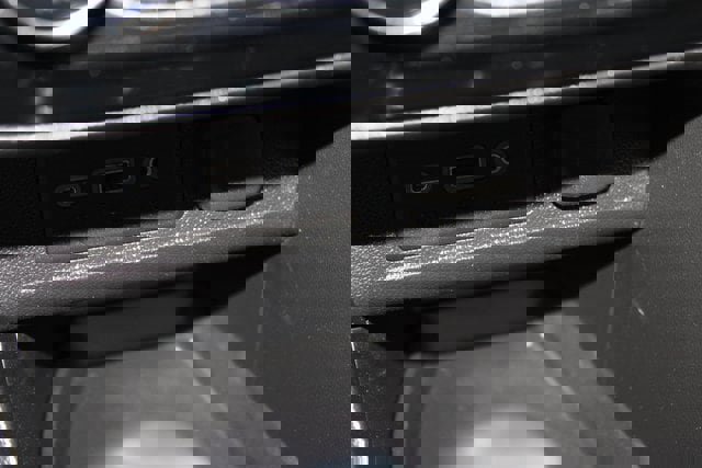 Used 2021 Buick Encore GX Essence image 25