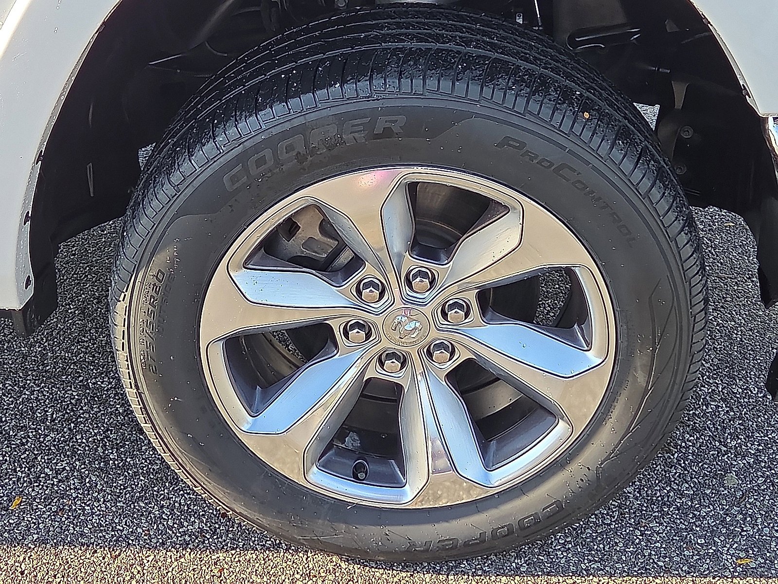 Used 2022 RAM 1500 Limited image 7