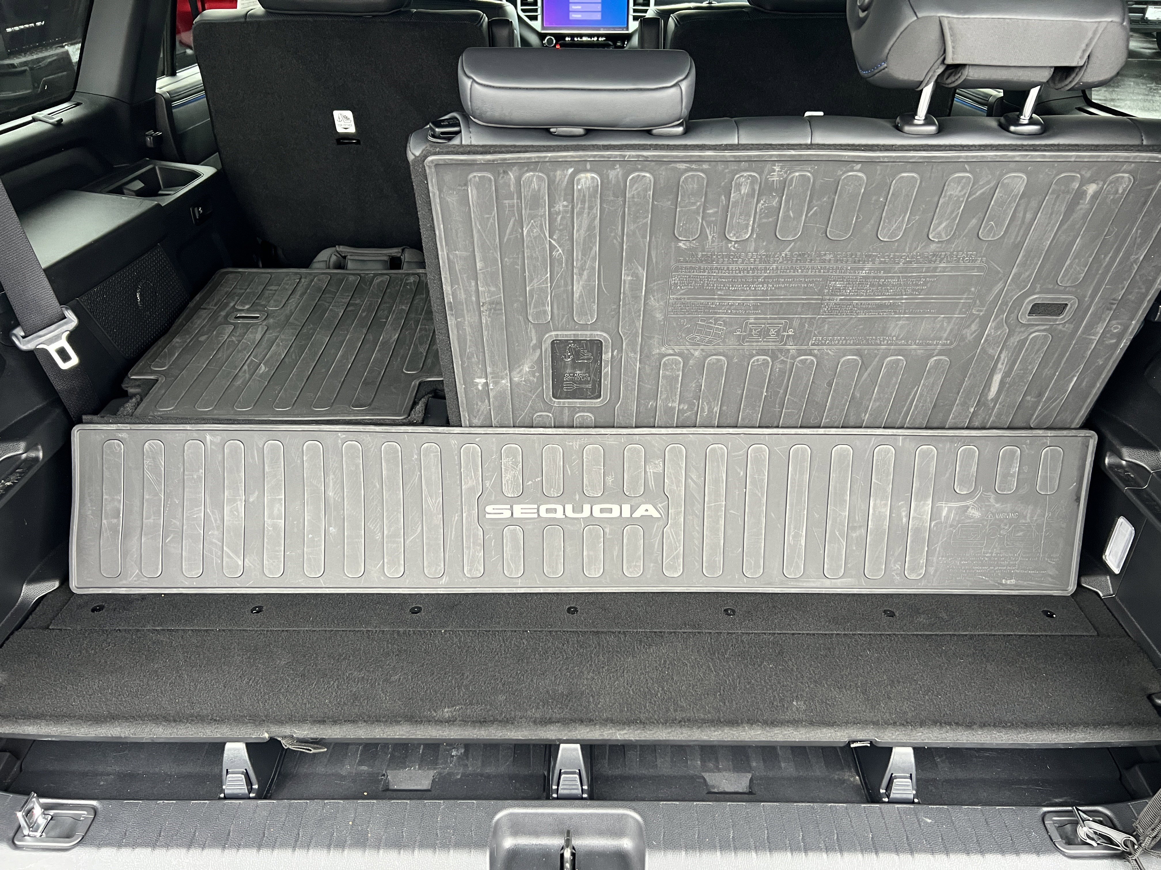 Used 2024 Toyota Sequoia Platinum image 18