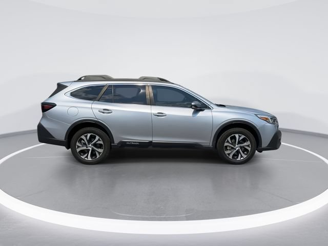 Used 2022 Subaru Outback Limited AWD/4WD image 8