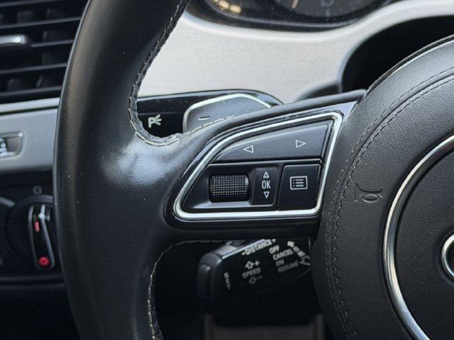 Used 2013 Audi S8 AWD/4WD image 16