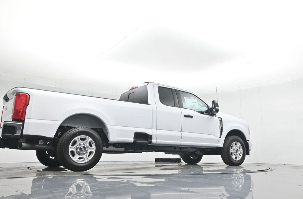 New 2026 Ford F250 XLT image 47