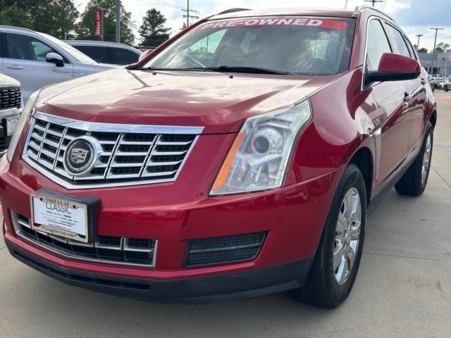 Used 2016 Cadillac SRX Luxury w/ Driver Assist Package FWD image 3